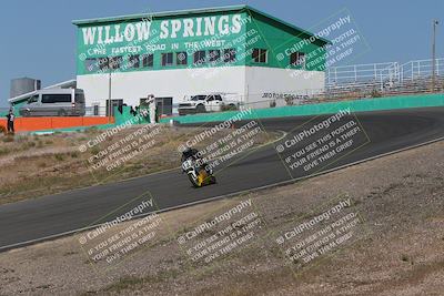 media/Apr-20-2025-AHRMA (Sun) [[393a79c373]]/Race/Group 11 early race/Turn 4b/